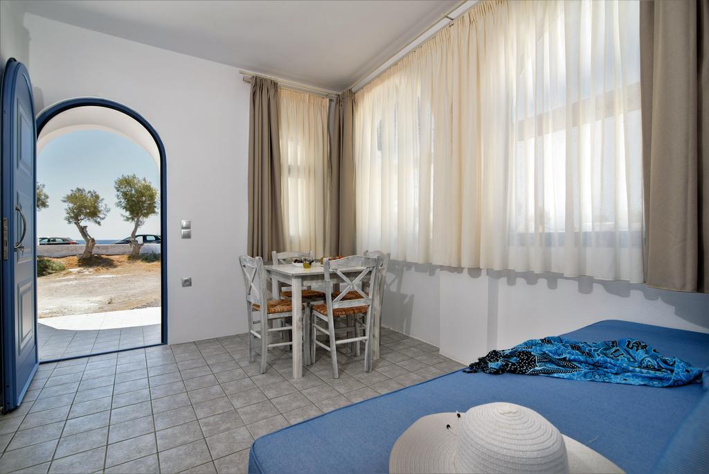 Villa George Santorini Perivolos  Kamer foto