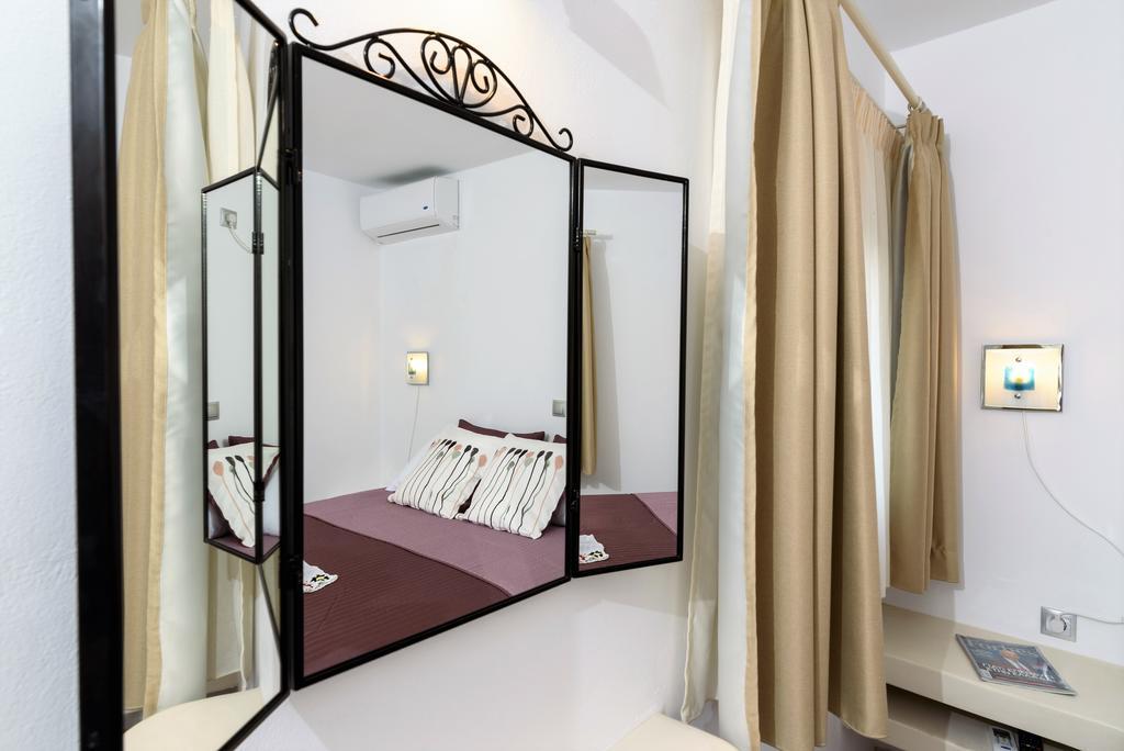 Villa George Santorini Perivolos  Kamer foto