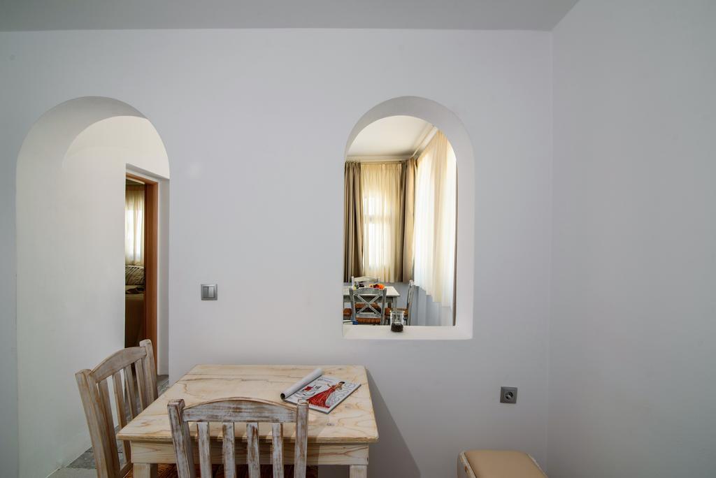 Villa George Santorini Perivolos  Kamer foto