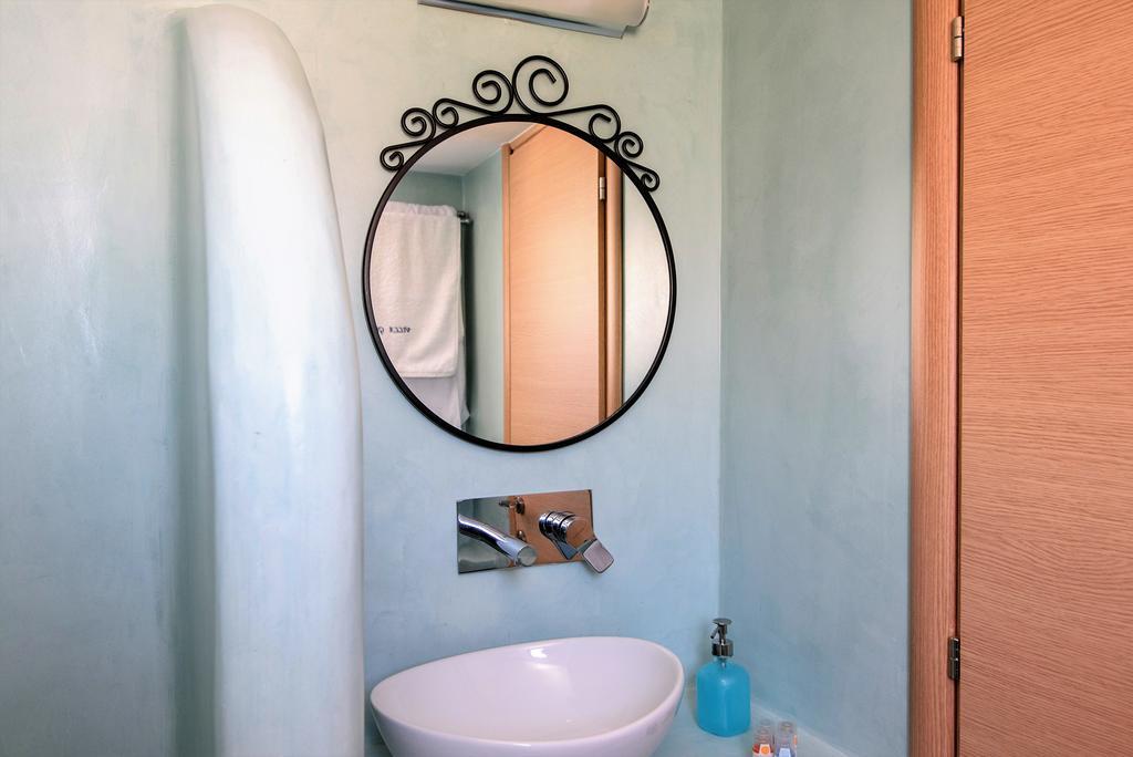 Villa George Santorini Perivolos  Kamer foto