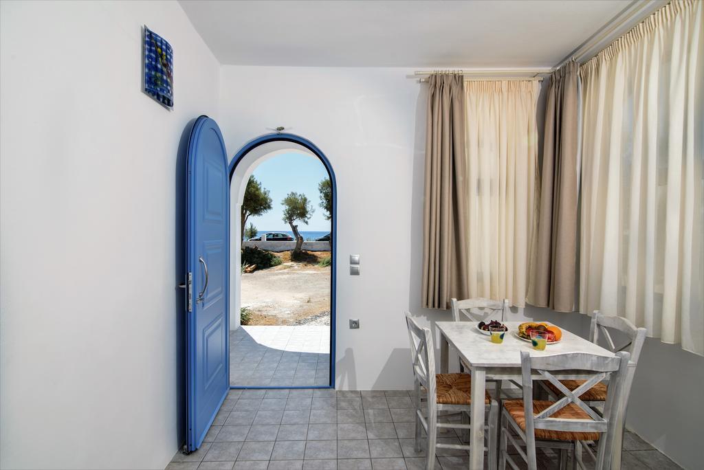 Villa George Santorini Perivolos  Kamer foto