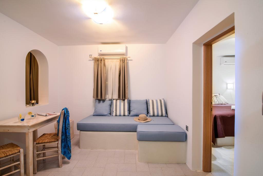 Villa George Santorini Perivolos  Kamer foto